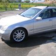 MERCEDES CLASSE C BATTERIA SCARICA